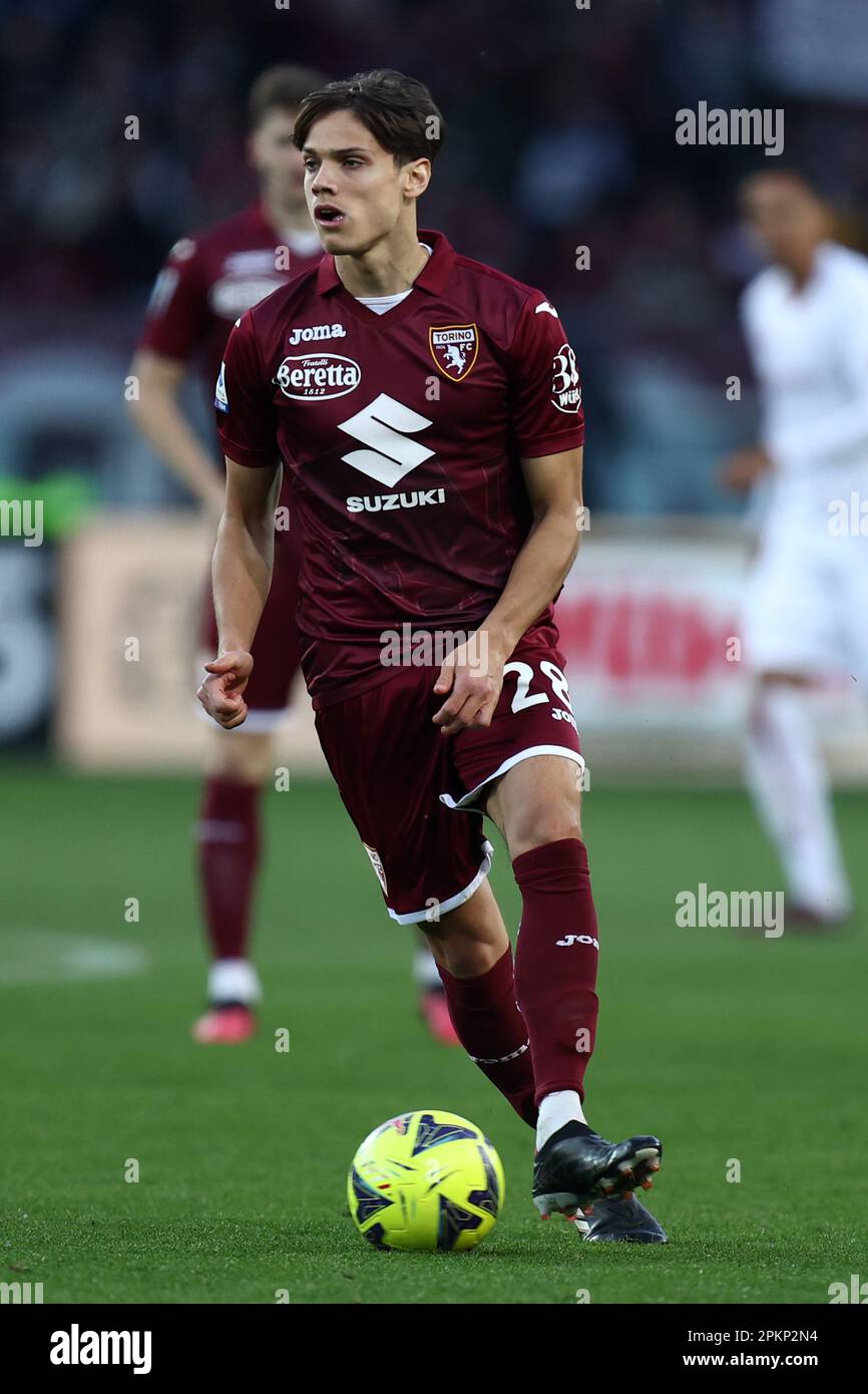 Torino, Italy. 08th Apr, 2023. Samuele Ricci of Torino Fc controls the ...