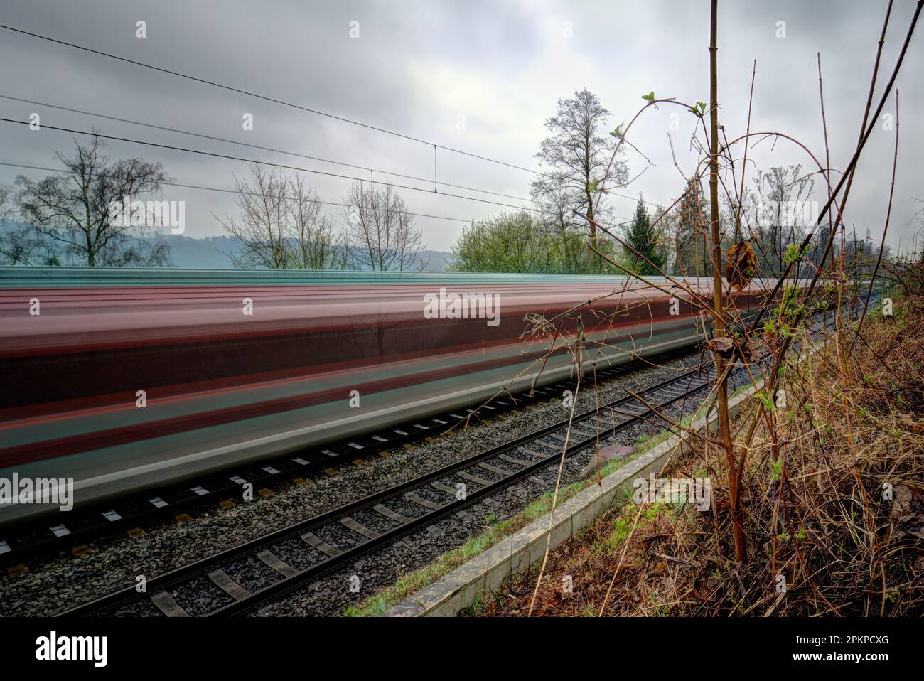 Train and nature hi-res stock photography and images - Alamy