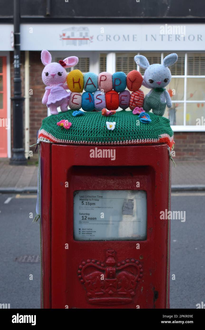 Happy Easter! A post box topper with Easter eggs and bunnies in Stony Stratford, Milton Keynes. Stock Photo