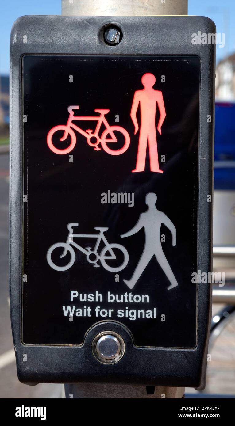 Lights at pedestrian crossing showing red - do not cross. Stock Photo