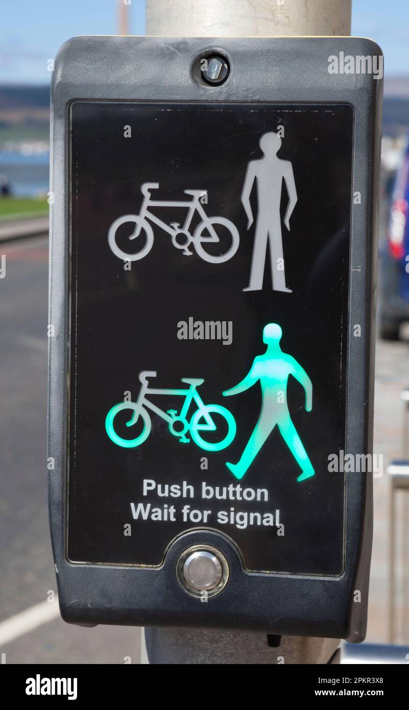 Lights at pedestrian crossing showing red - do not cross. Stock Photo