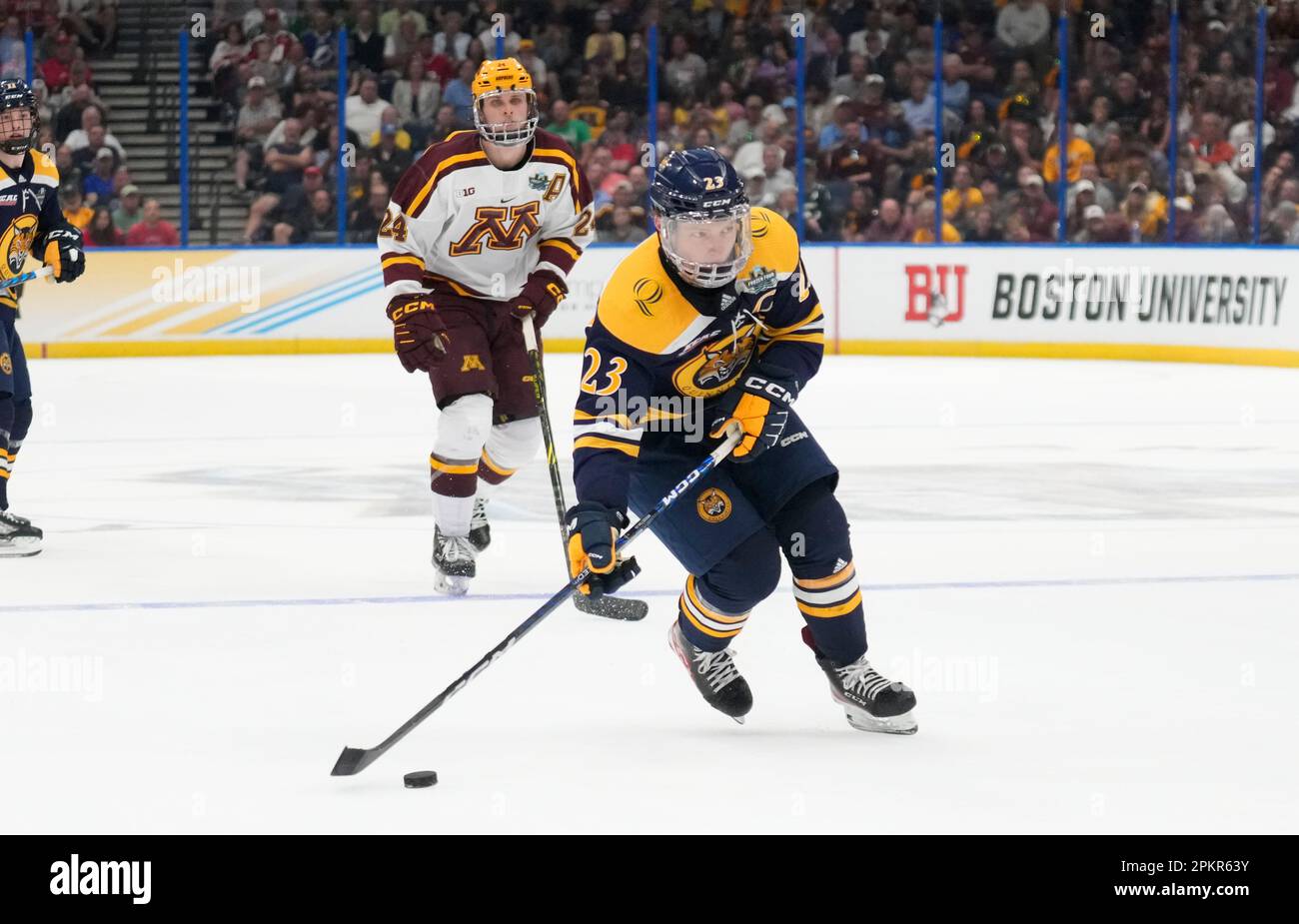 Quinnipiac defenseman Zach Metsa (23) against Minnesota during the