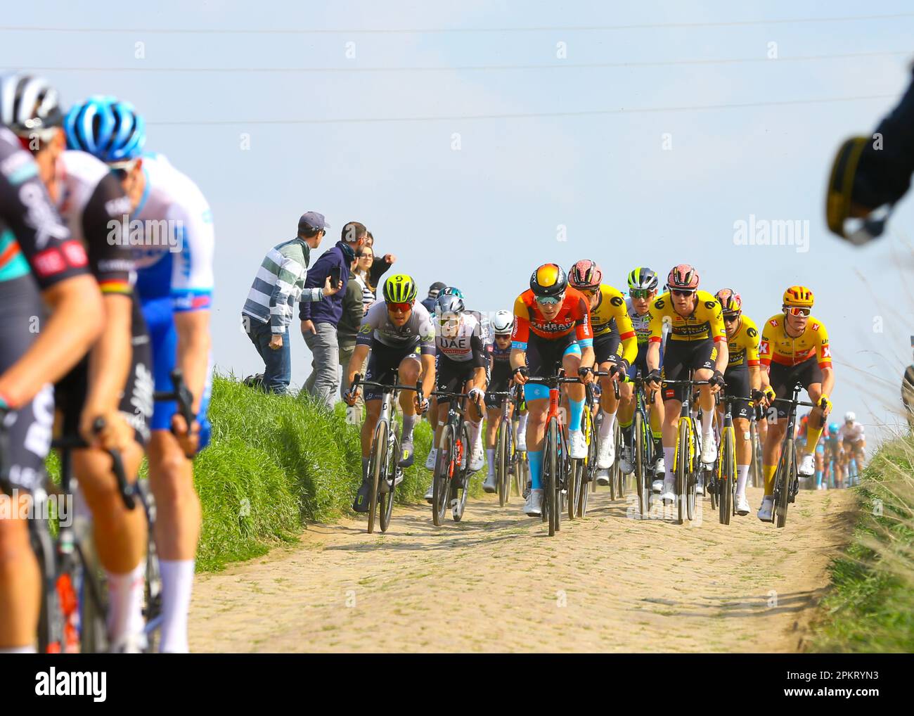 Christopher Goding Compeigne, Roubaix, France. 9th April, 2023. Jumbo visma keepling a ...