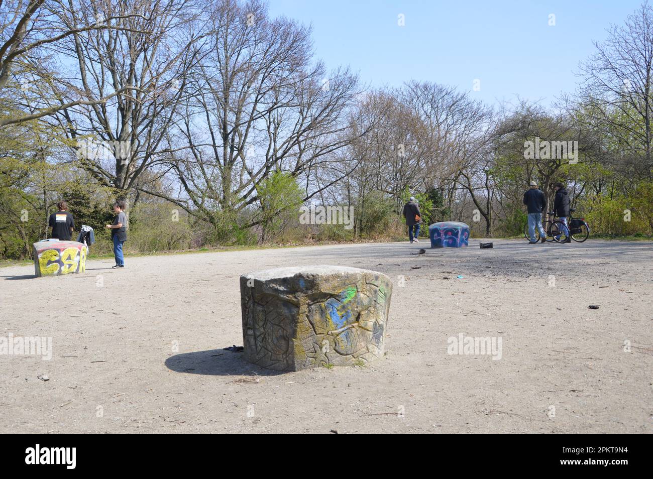 Berlin, Germany - April 9, 2023 - Rixdorfer Höhe in Volkspark Hasenheide in Neukölln. (Photo by Markku Rainer Peltonen) Stock Photo