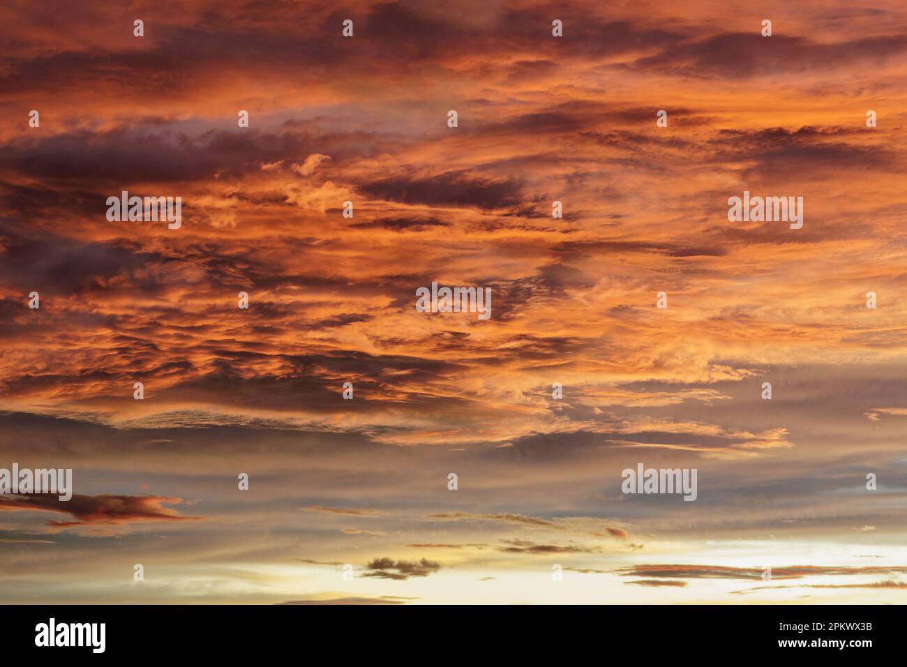 Abendröte in den Wolken Stock Photo