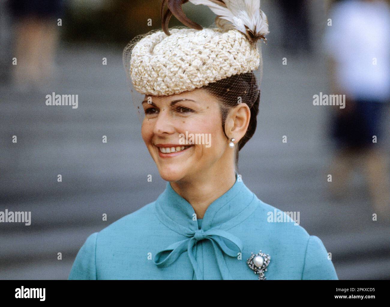 QUEEN SILVIA Sweden dressed with small hatt outdoor portrait during state visit Stock Photo
