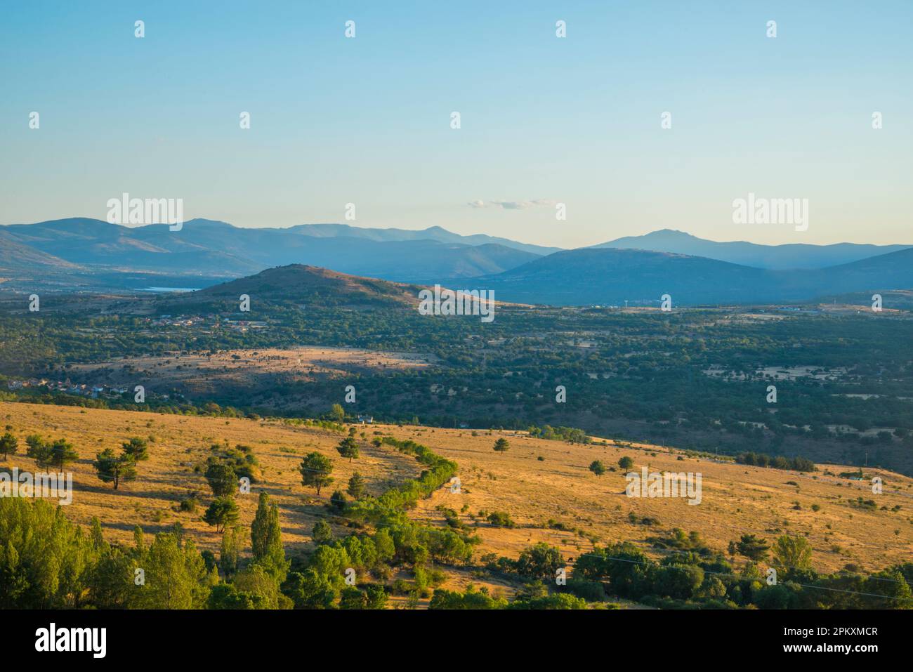 Cordillera central del sistema hi-res stock photography and images - Alamy, image size:1300x957