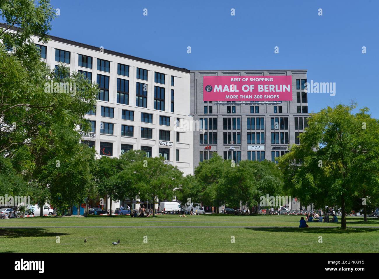 Shopping centre, LP12 Mall of Berlin, Leipziger Platz, Mitte, Berlin