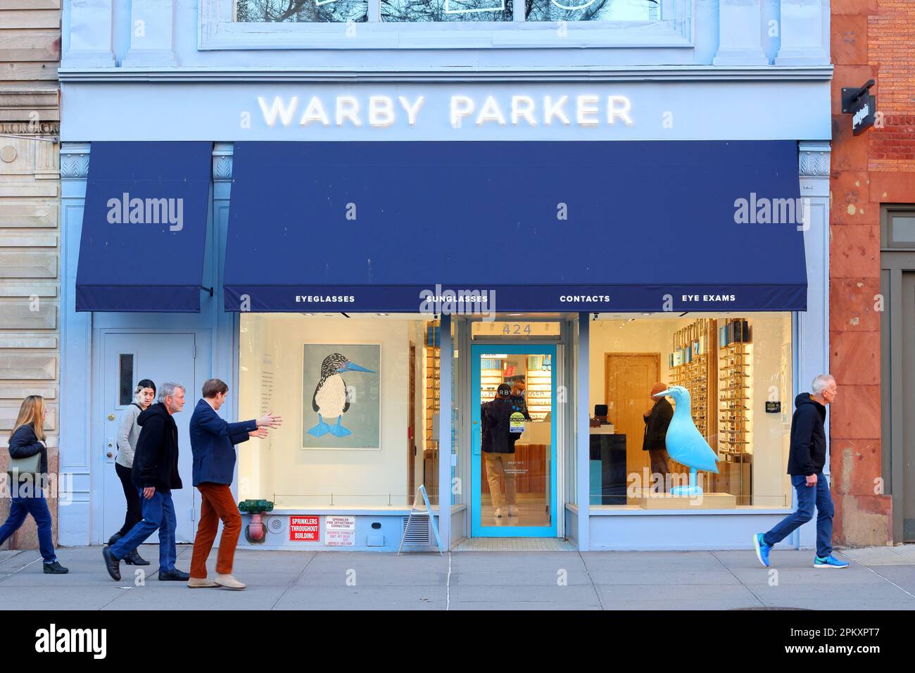 Warby Parker, 424 Columbus Ave, New York, NYC storefront photo of a eyeglasses retailer and optometrist in Manhattan's Upper West Side. Stock Photo