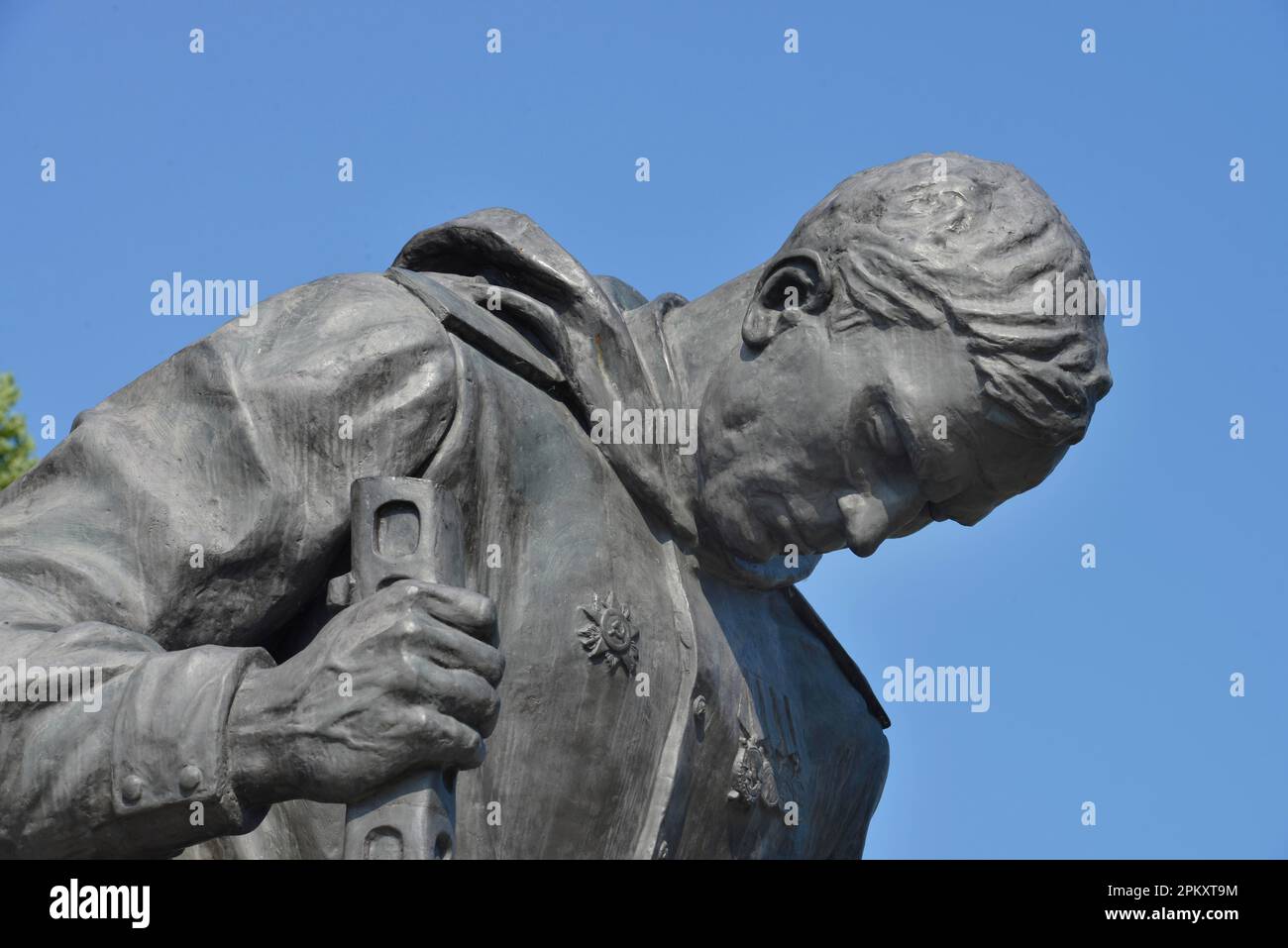 Mourning Soldier, Soviet Memorial, Treptow, Berlin, Germany Stock Photo ...