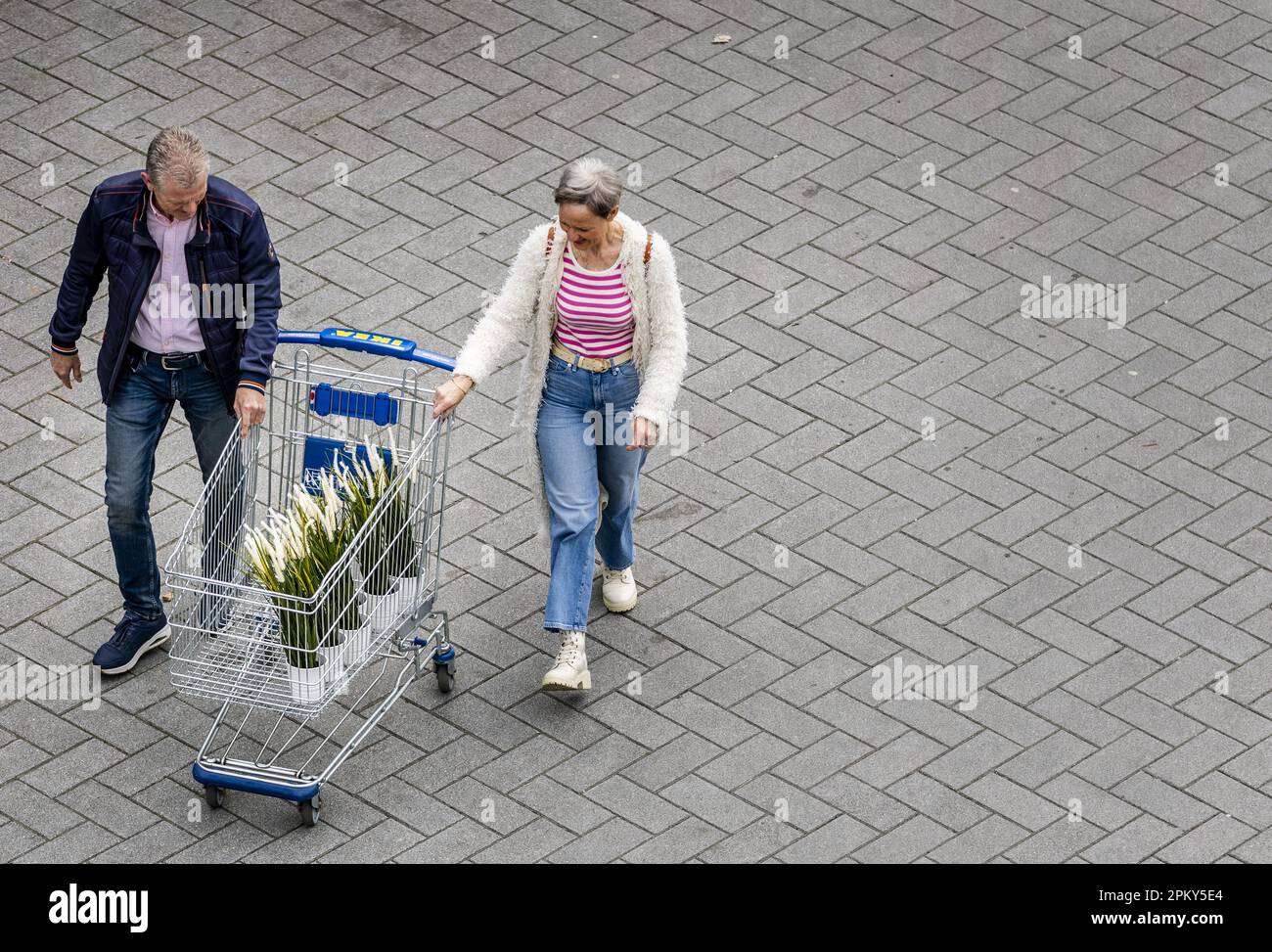 DUIVEN - Crowds at IKEA on the residential boulevard near Duiven ...