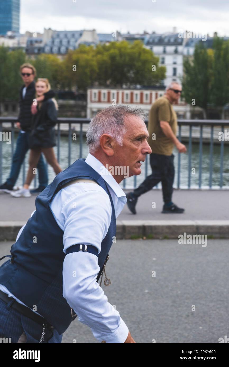 60 year old man hi-res stock photography and images - Alamy