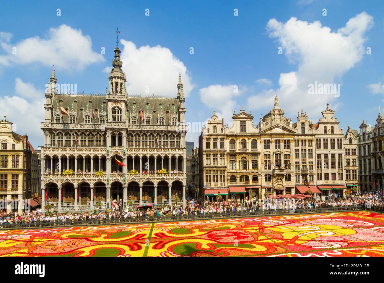 Brussels Grand Place Brussels showing the flower carpet art deco theme