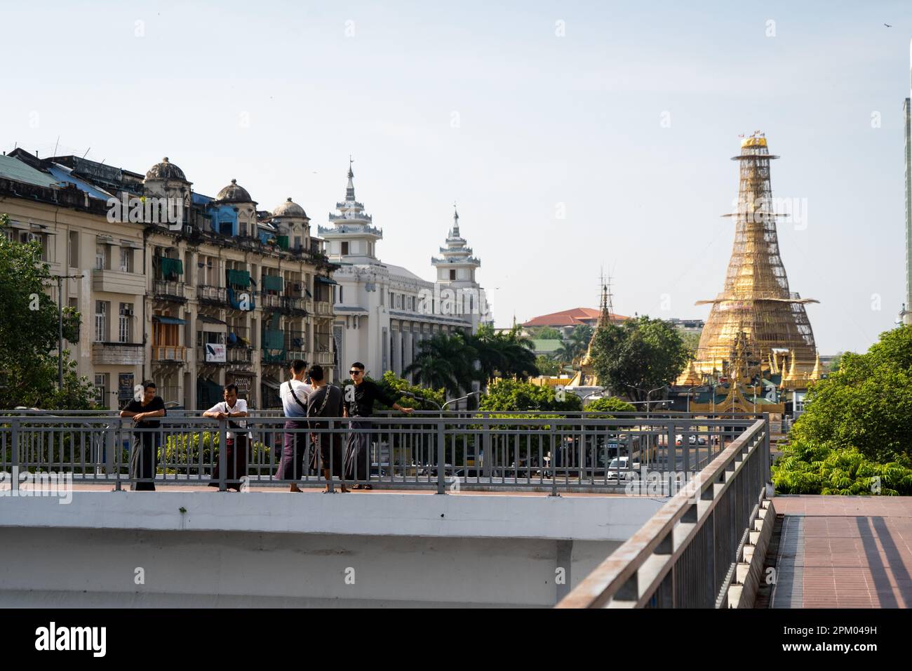 Myanmar burma pedestrian bridge hi-res stock photography and images - Alamy