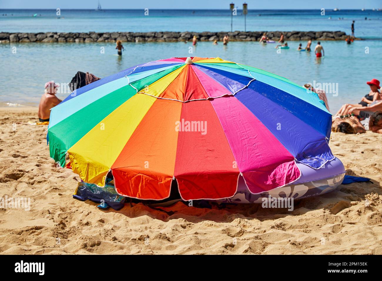 Large sun umbrella hi-res stock photography and images - Alamy