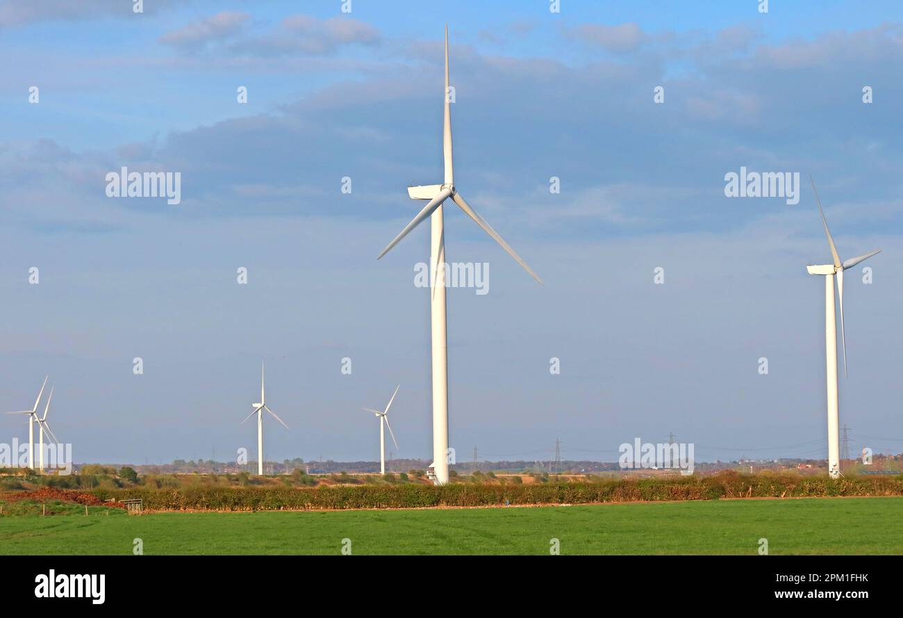 BRE Group BREGroup.com , Peel Energy Frodsham Wind Farm, installed capacity 50MW, Lordship Lane, Frodsham, Cheshire, England, UK, WA6 7SN Stock Photo
