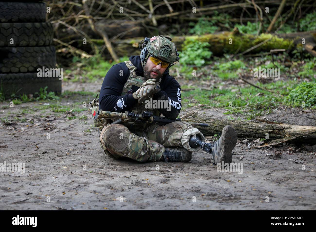 Kyiv, Ukraine. 09th Apr, 2023. Trainer Ruslan David explains to