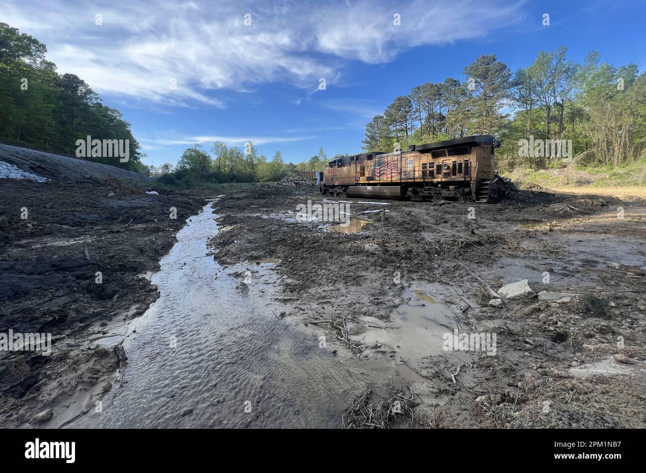 Jasper, AL, USA. 10th Apr, 2023. Vew of a Norfolk Southern 11car train derailment resulting in