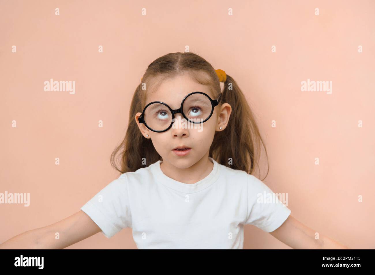 Funny round best sale glasses