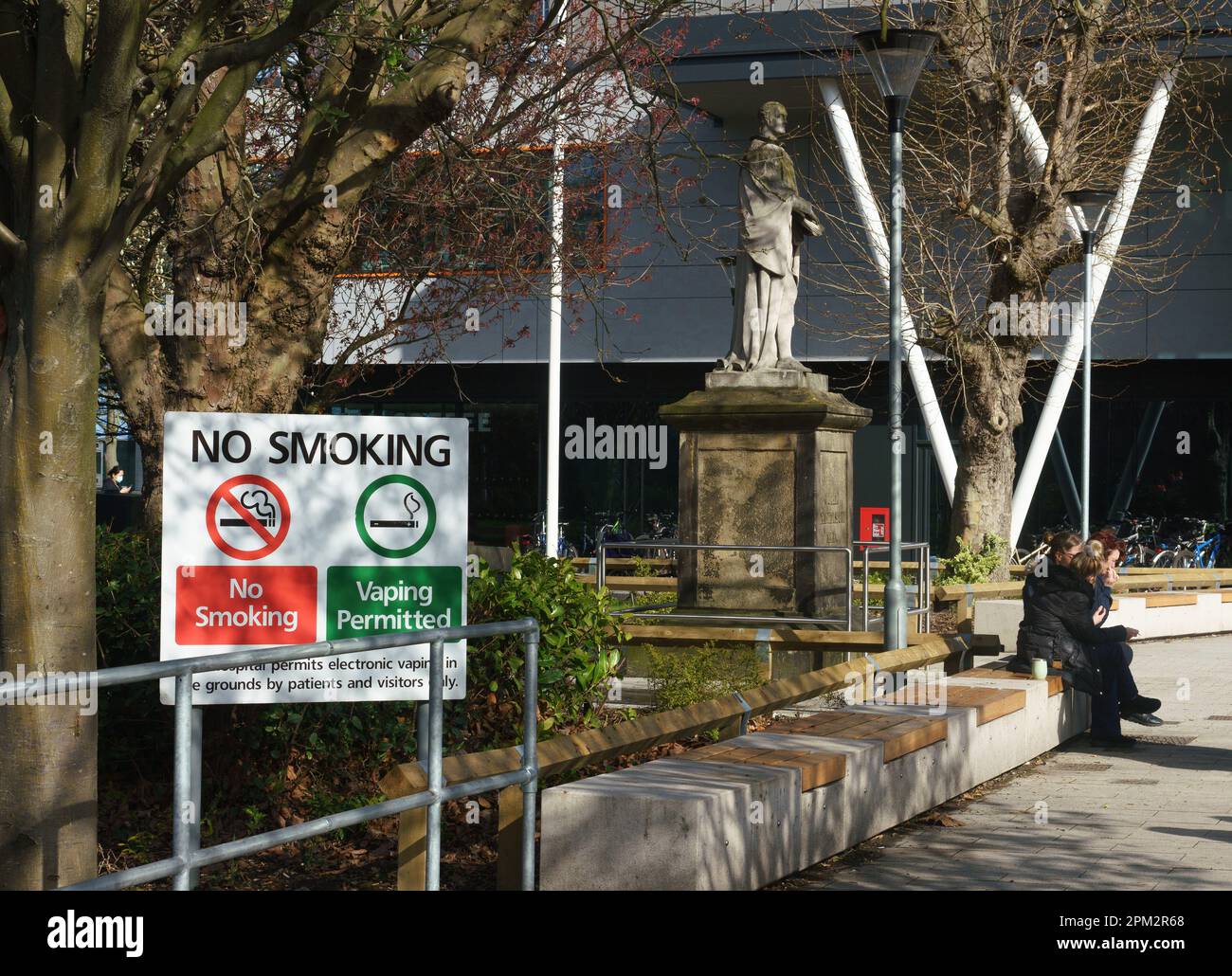 Hull royal infirmary hospital hi-res stock photography and images - Alamy
