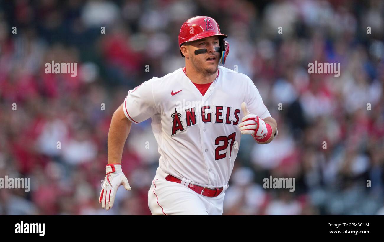 Los Angeles Angels' Mike Trout (27) runs to first base during a
