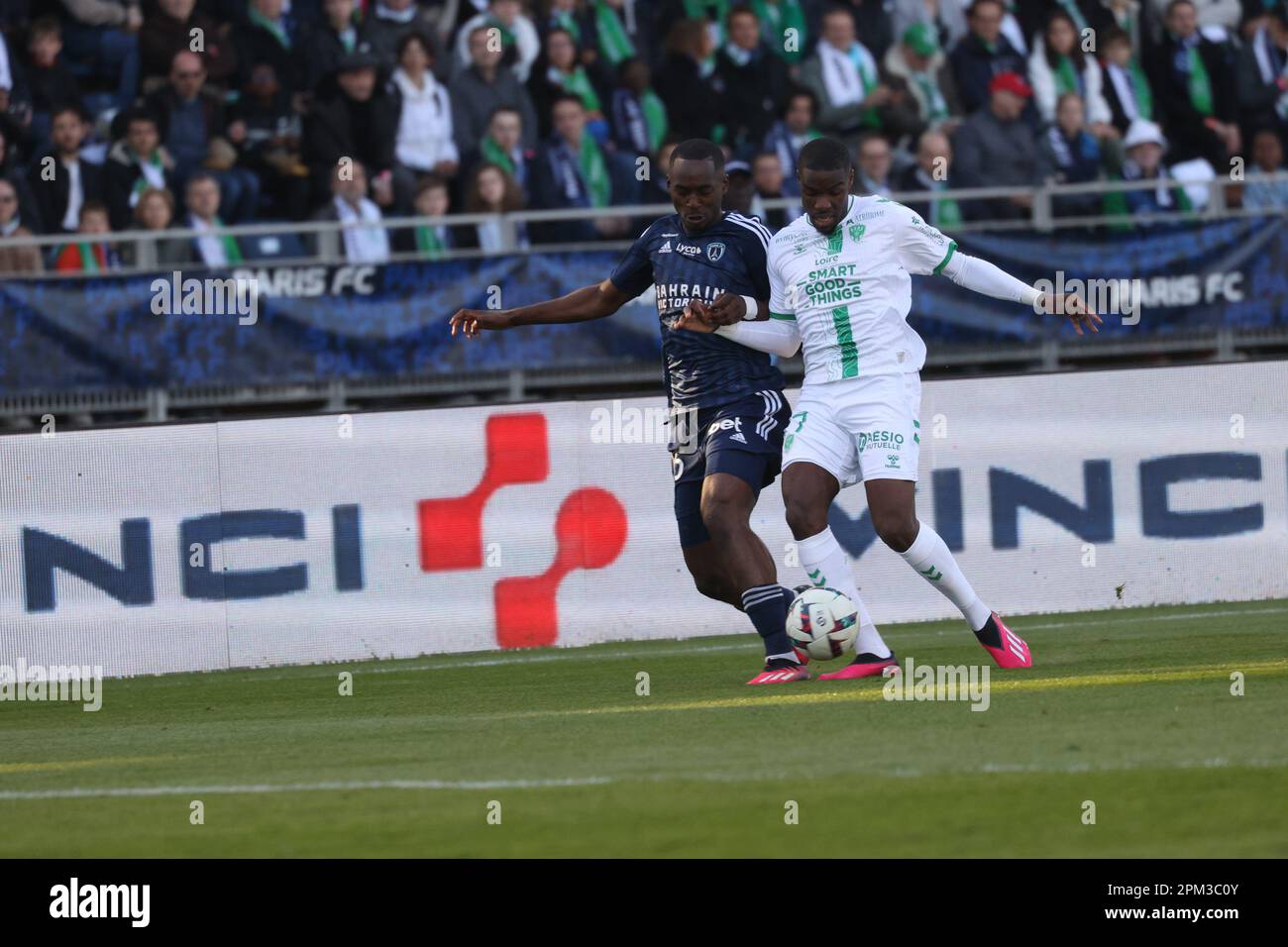 ©JACQUES MARTIN/MAXPPP - PARIS 08/04/2023 FOOTBALL L2 PARIS FC - SAINT ETIENNE Stock Photo