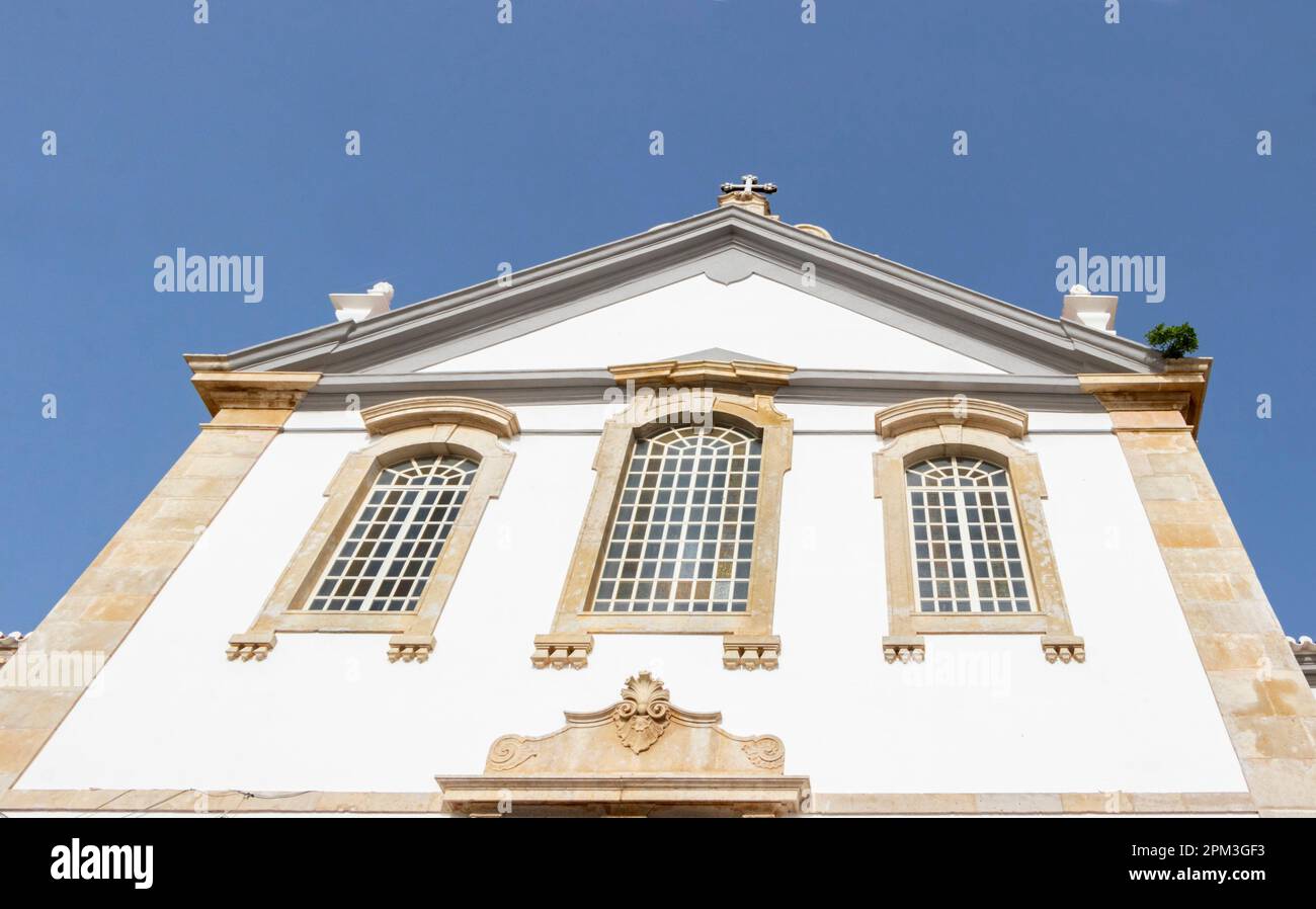 Igreja matriz de albufeira hi-res stock photography and images - Alamy