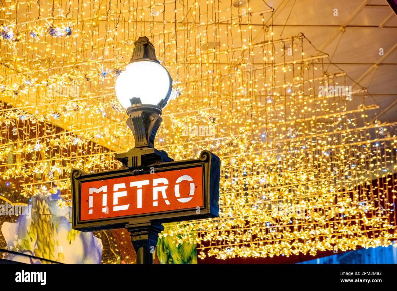 Station de metro havre caumartin hi-res stock photography and images ...
