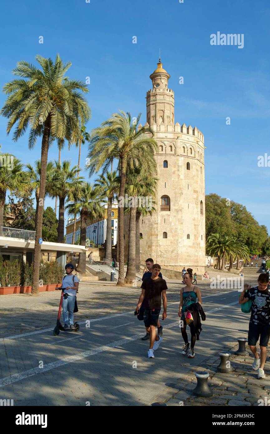 sevilla-museo-naval-de-torre-del-oro-museum-hi-res-stock-photography