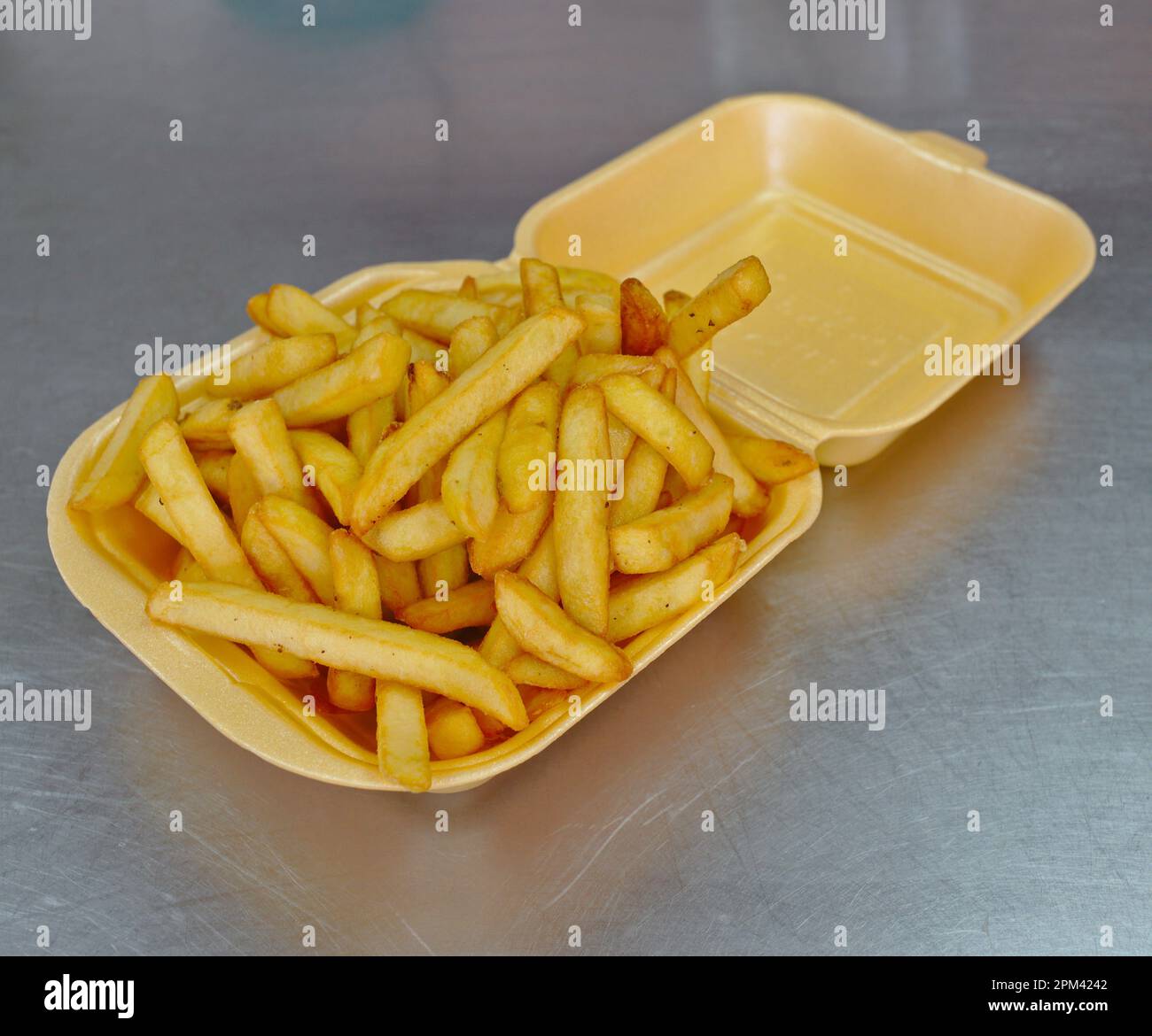 Takeaway chips hires stock photography and images Alamy