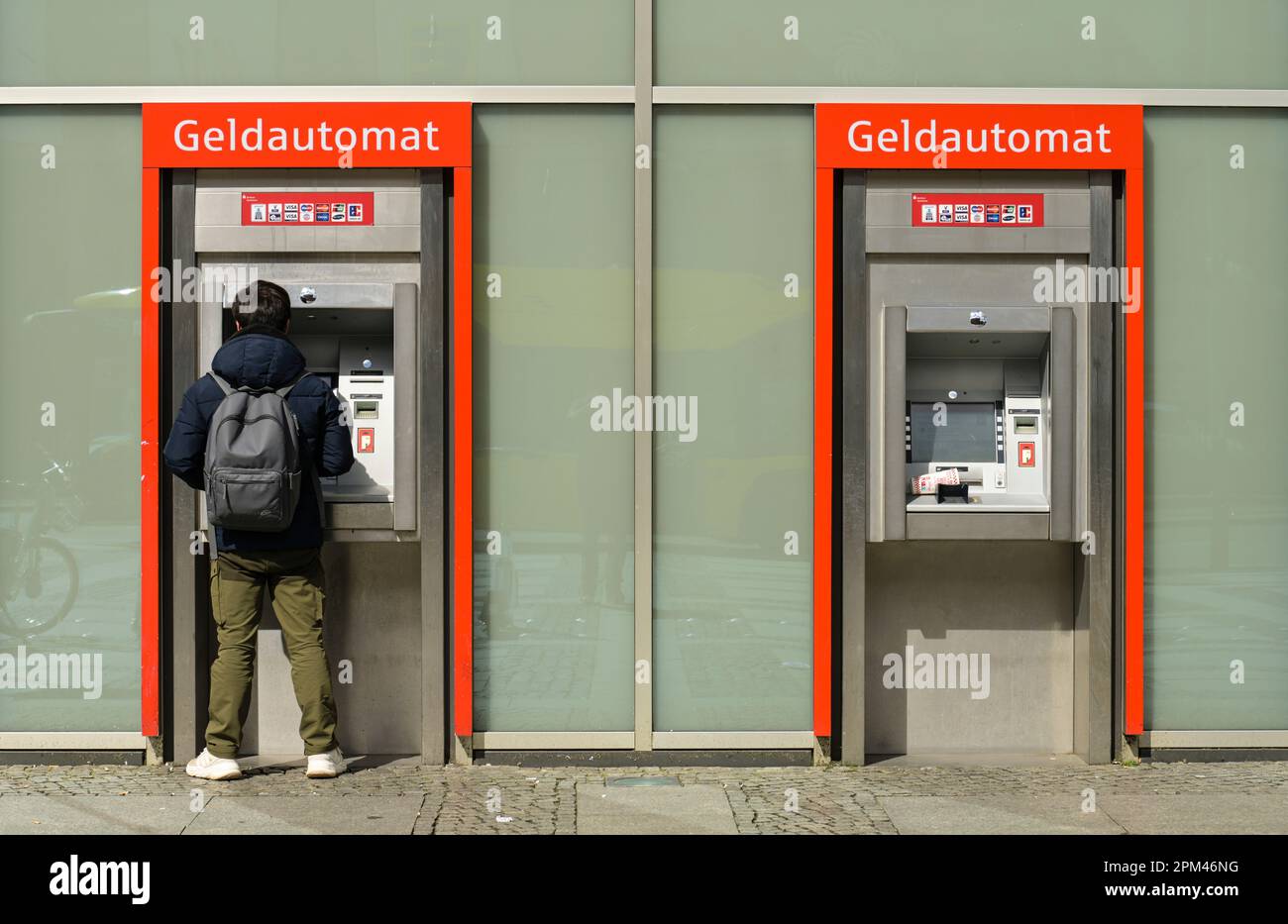 Sparkasse geldautomat bank hi-res stock photography and images - Alamy