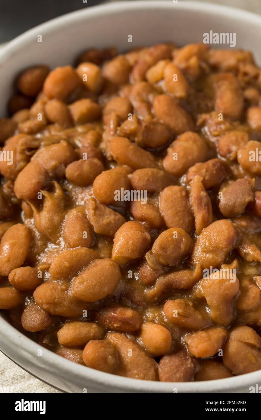 Homemade Mexican Pinto Refried Beans Ready to Eat Stock Photo Alamy