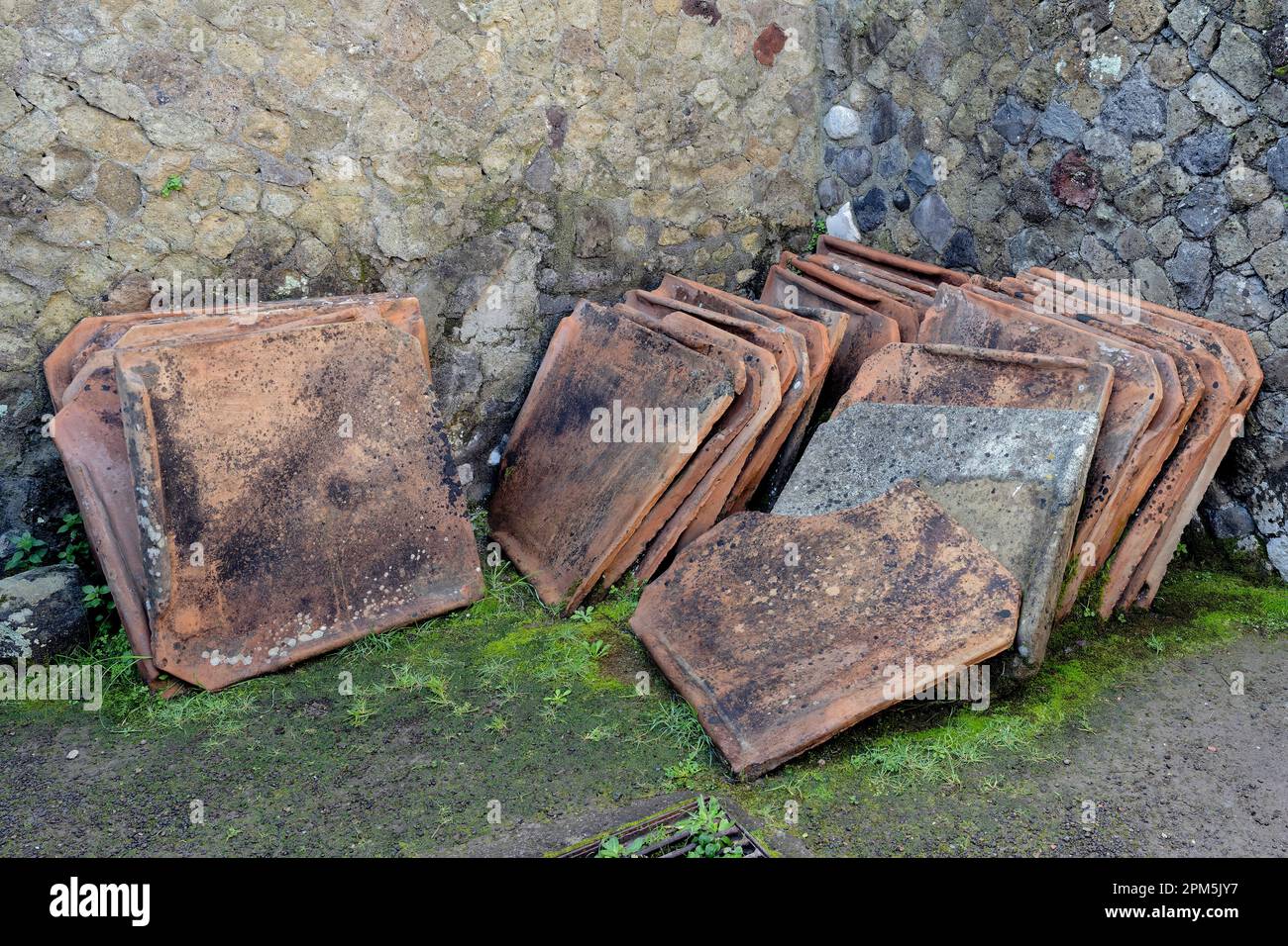 Some very large roof tiles (regular) at Herculaneum, Italy Stock Photo ...