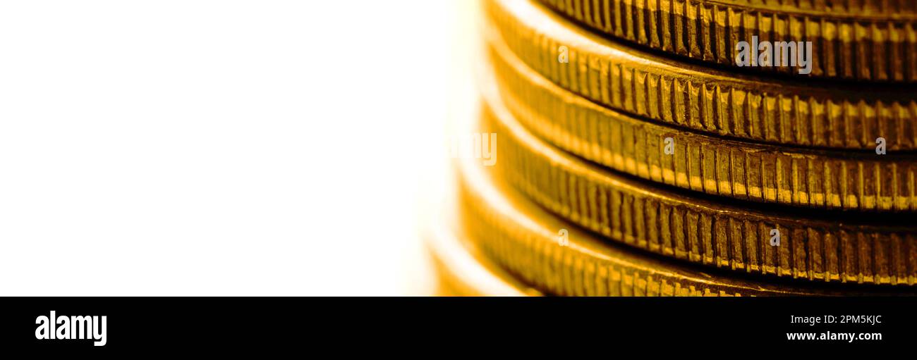 Pile of old coins hi-res stock photography and images - Alamy