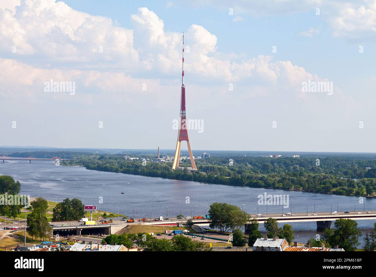 Radio and tv tower hi-res stock photography and images - Alamy
