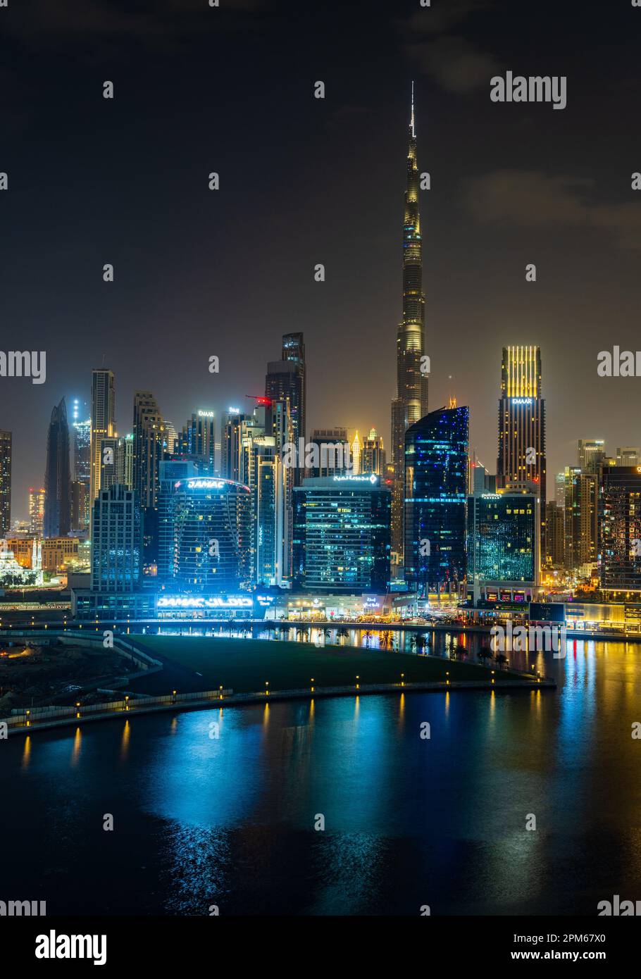 dubai-uae-april-1-2023-night-view-of-skyline-of-downtown-district