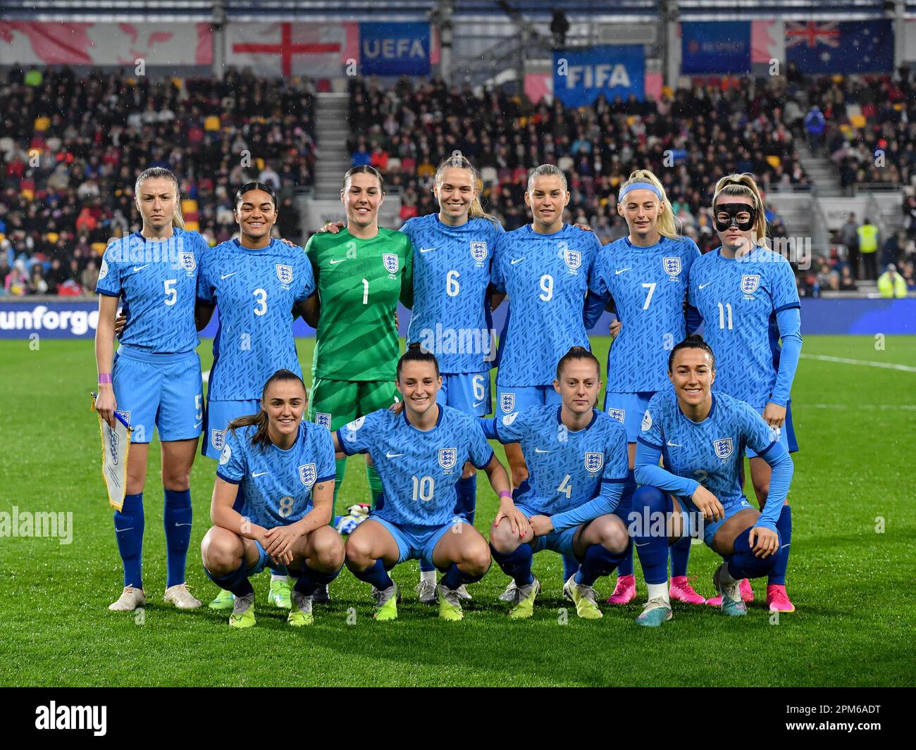 England Team prior to kick off Back Row:- Leah Williamson (Arsenal)of England Women Jessica Carter (Chelsea)of England Women Apry Earps (Manchester United)of England Women Esme Morgan (Manchester City) of England Women Alessia Russo (Manchester United)of England Women Chloe Kelly (Manchester City) of England Women and Lauren Hemp England Women . Front Row:- Georgia Stanway (Bayern Munich)of England Women Ella Toone (Manchester United)of England Women Keira Walsh Lucy Bronze (Barcelona)of England Women during the Women's International Friendly soccer match between England Women and Australia Stock Photo