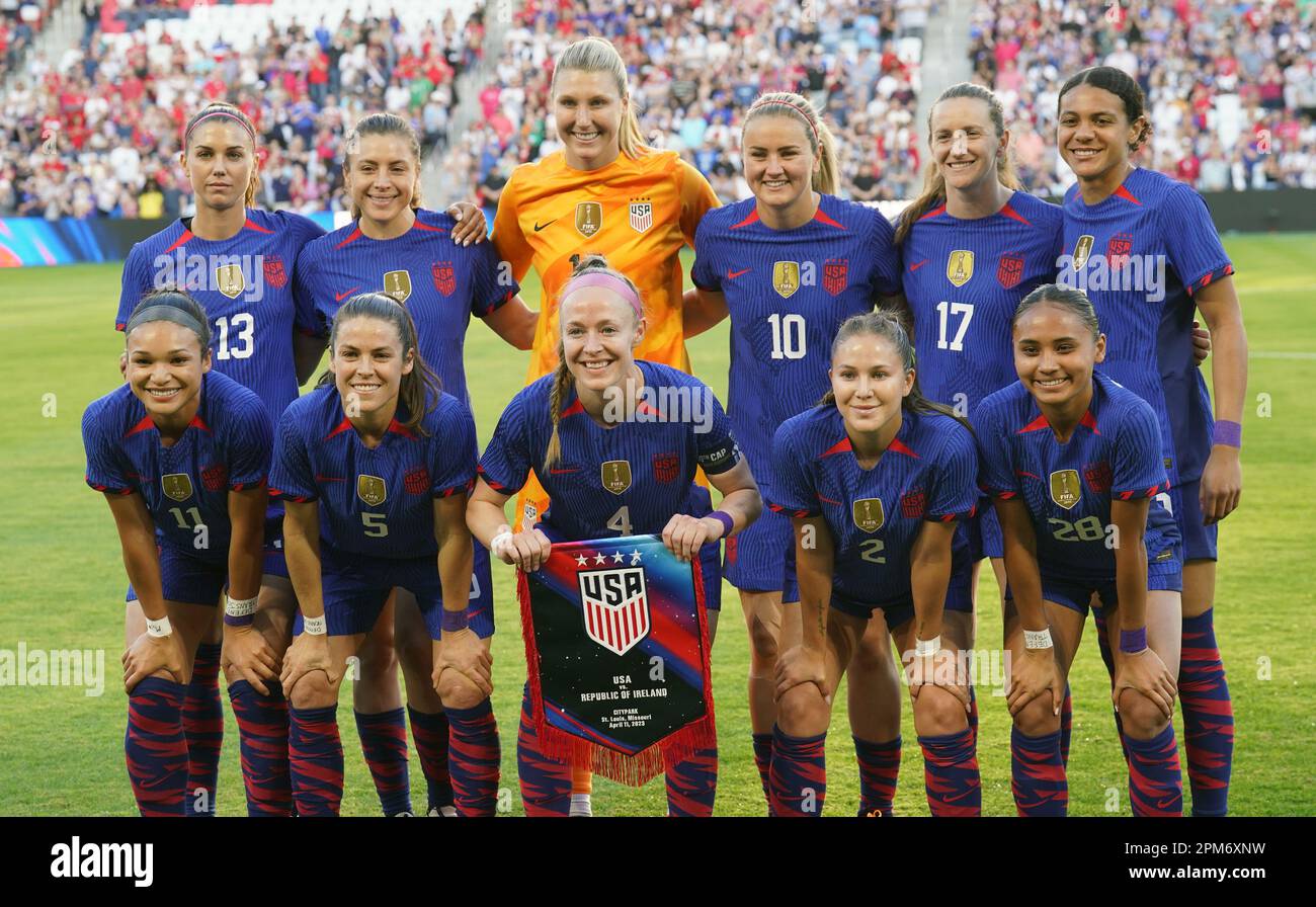 Womens national team hi-res stock photography and images - Alamy