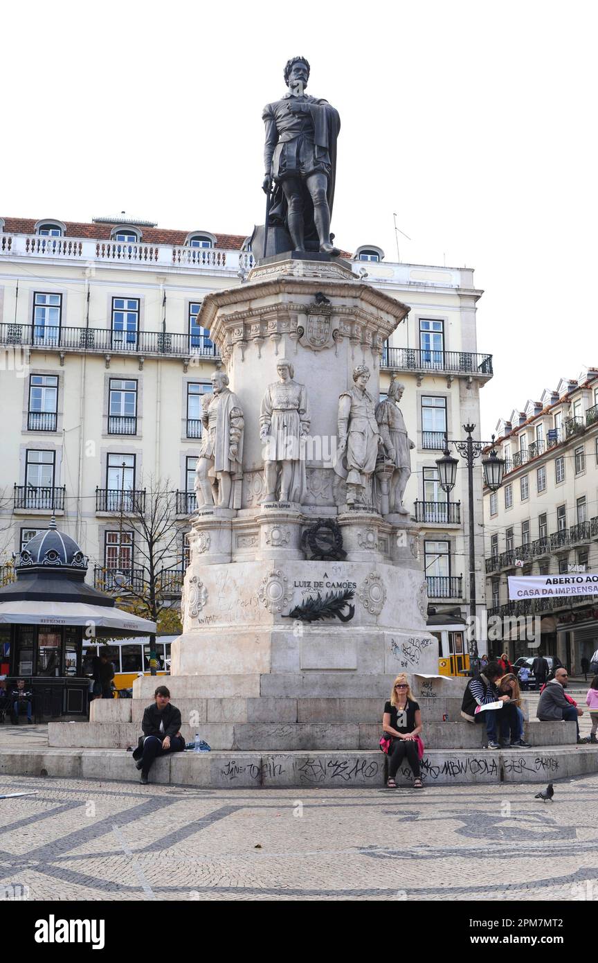 Lisbon (Lisboa), Monument to Luiz de Camoes in Praça or Ancho de Camoes. Portugal. Stock Photo