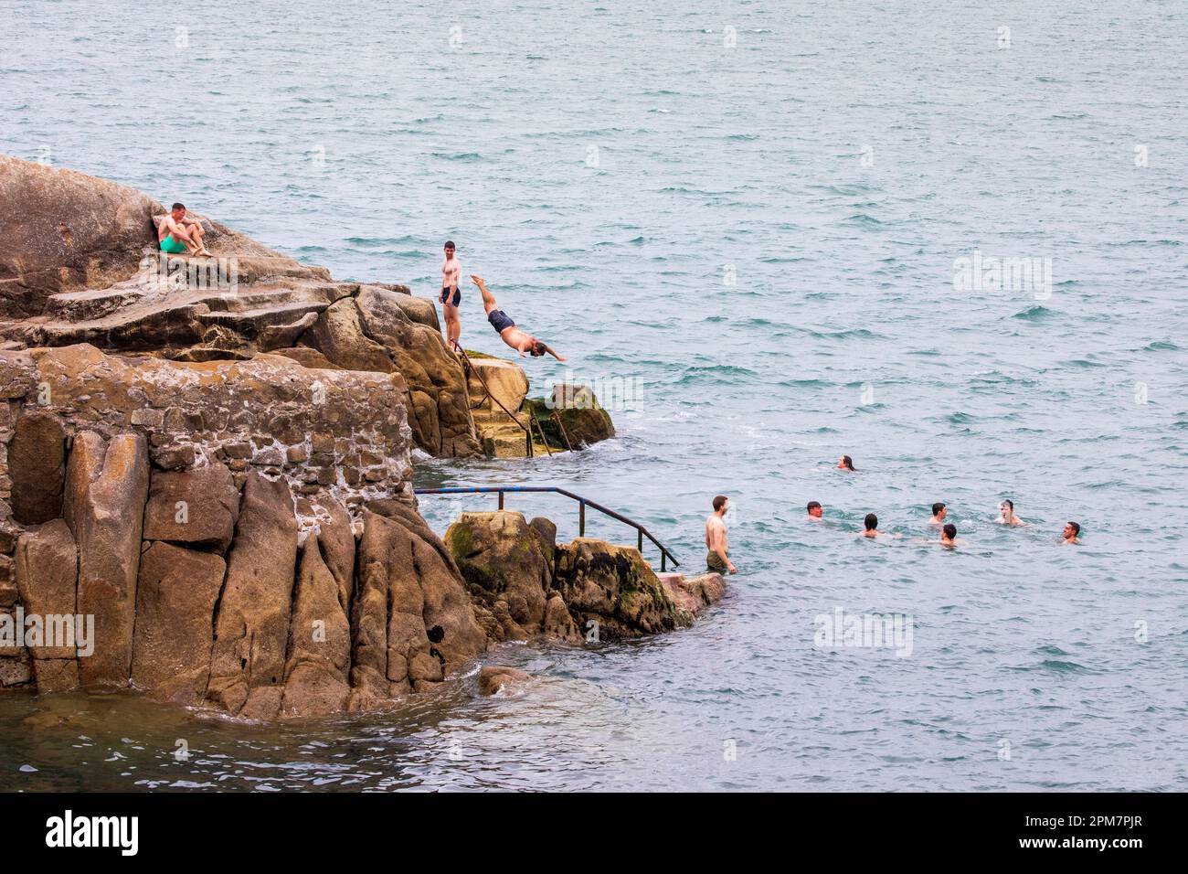 Forty Foot Bathing Place Stock Photo Alamy forty-foot-bathing-place-stock-photo-alamy