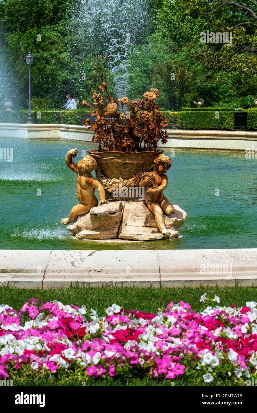 Spanish Royal Gardens, The Parterre garden, Aranjuez, Spain.  The Parterre garden is a historic garden located next to the Royal Palace of Aranjuez. I Stock Photo