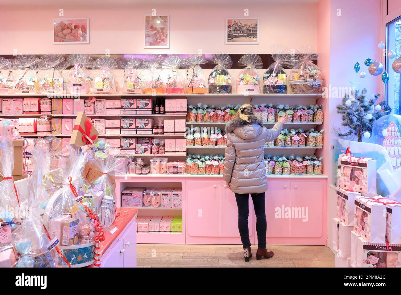 France, Marne, Reims, Maison Fossier (Living Heritage company), shop specializing in pink biscuits from Reims (champenoise specialties) created at the end of the 17th century Stock Photo