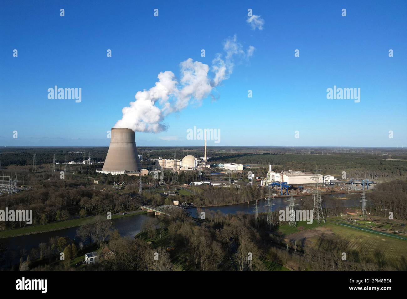Atomkraftwerk in Lingen / Emsland / Niedersachsen / Deutschland / nuclear power plant / npp / Germany Stock Photo