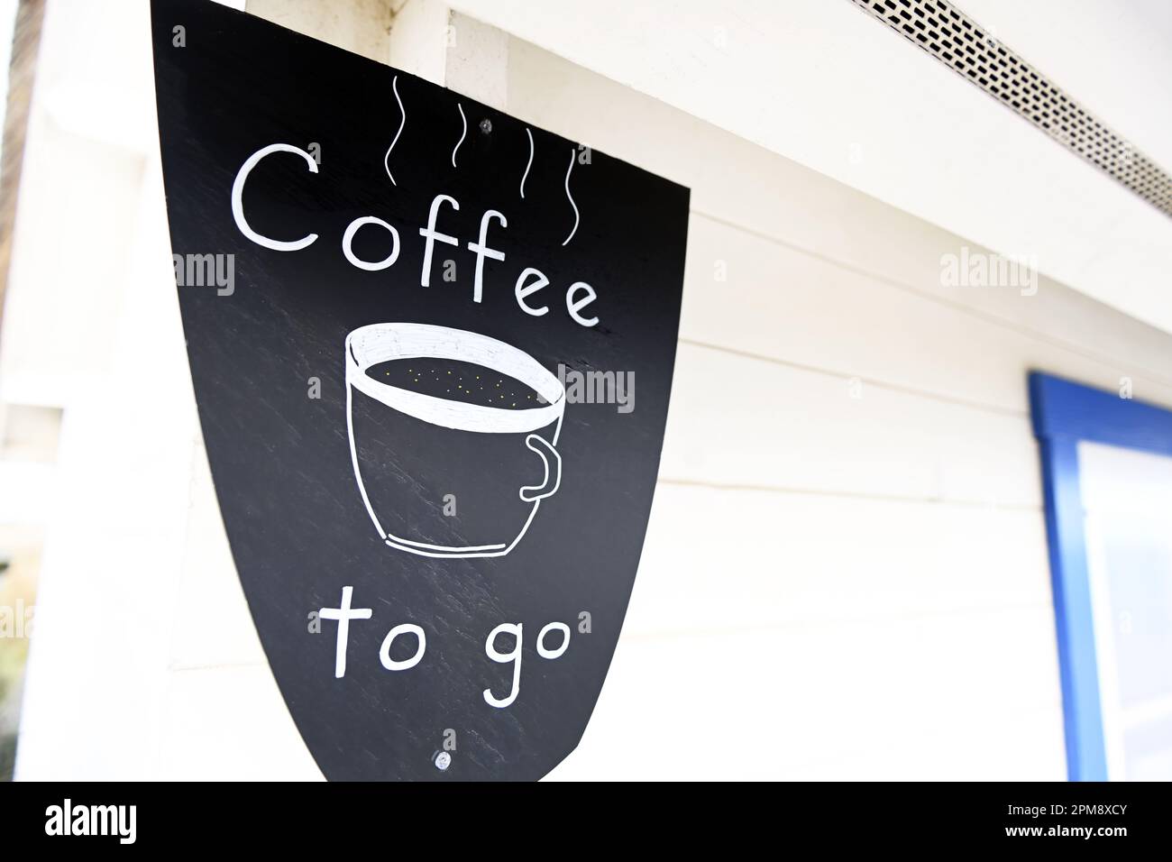 Coffee to go-Schild in Scharbeutz, Schleswig-Holstein, Deutschland Stock Photo