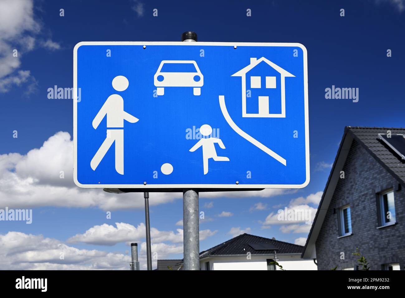 Verkehrsberuhigte zone hires stock photography and images Alamy