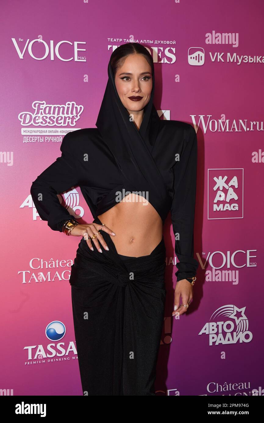 Telefoningizda birinchi shaxs porno Plyajdagi suvda guruh jinsiy aloqa video