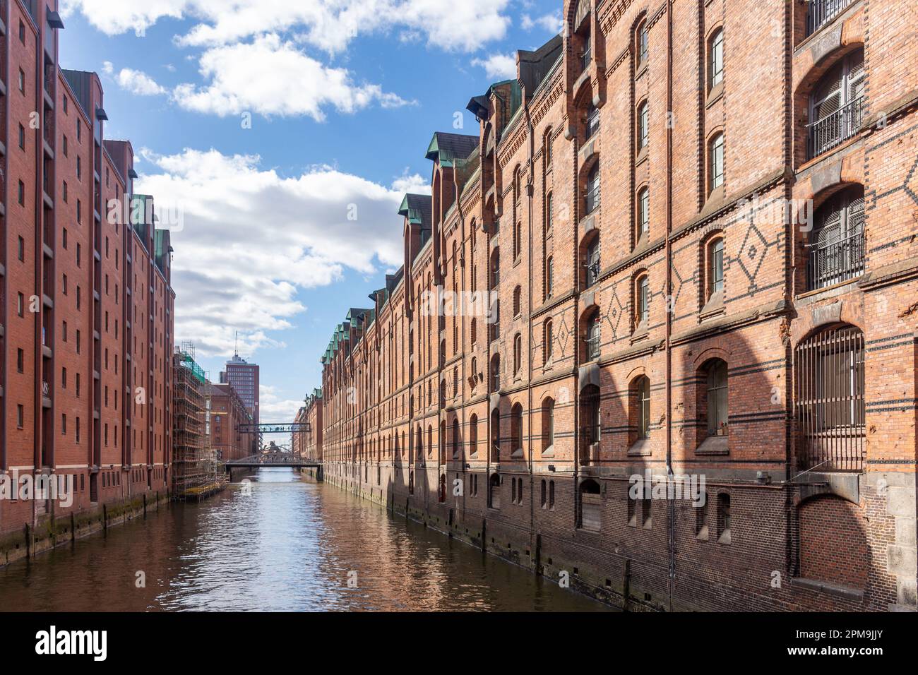 Old warehouses on canal, Speicherstadt District, HalfenCity Quarter, Hamburg, Hamburg Metropolitan Region, Federal Republic of Germany Stock Photo