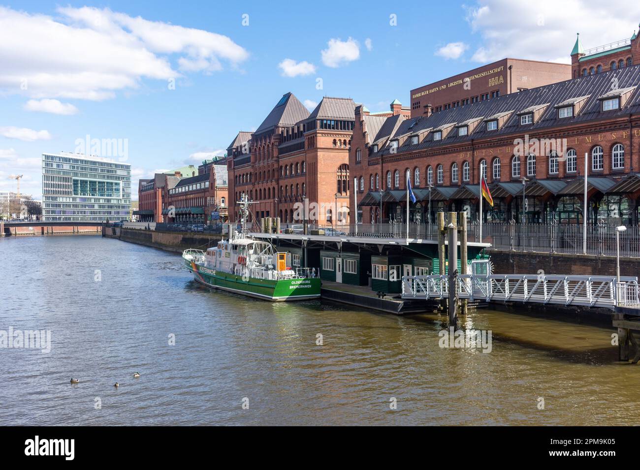 Deutsches Zollmuseum (German Customs Museum), Zollkanal, HalfenCity Quarter, Hamburg, Federal Republic of Germany Stock Photo