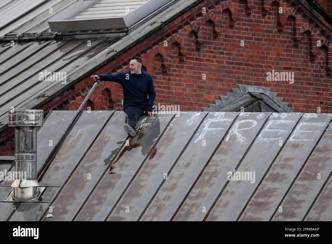 An Inmate makes it up on the roof at HM Prison Manchester aka Strangeways, Manchester, United Kingdom. 12th Apr, 2023. (Photo by Ben Roberts/News Images) in Manchester, United Kingdom on 4/12/2023. (Photo by Ben Roberts/News Images/Sipa USA) Credit: Sipa USA/Alamy Live News Stock Photo
