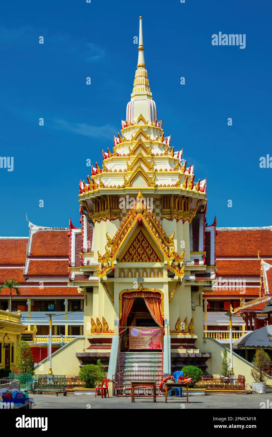 Emquartier bangkok hi-res stock photography and images - Alamy